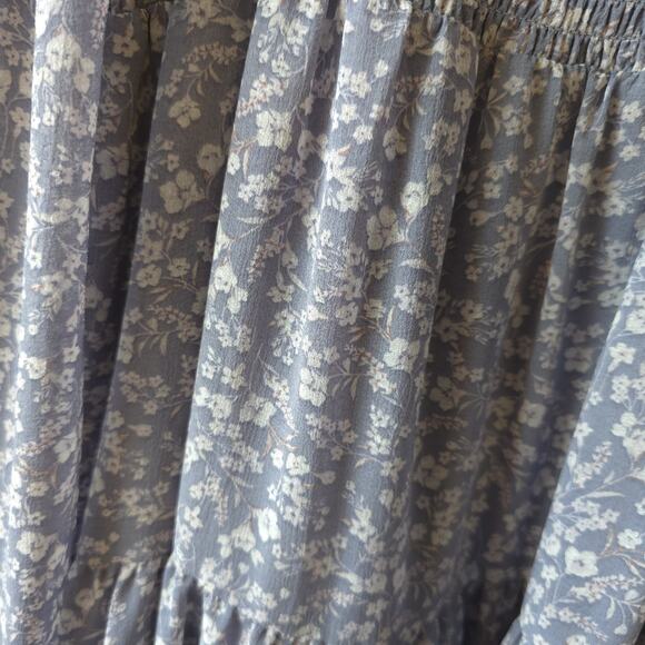 Altard State Smocked Babydoll Dress Lavender Floral Boho Peasant Size Small LS - Picture 10 of 10